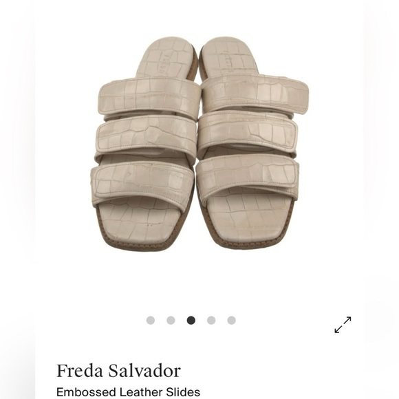 Freda Salvador Embossed Leather Alita Padded Strap Cream Slide Sandals $365 7.5 - Picture 2 of 5